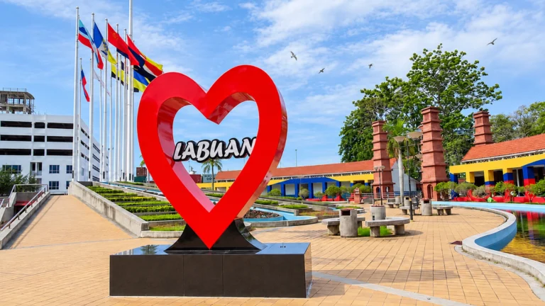 Red Labuan heart sign at Labuan Square